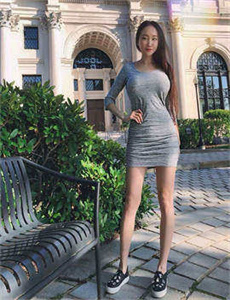 《高压监狱美版2010-真人女性生图片高清黑毛》