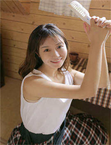 《小泉彩スペシャル完全永久保存版-19岁最强rapper潮水老狼》