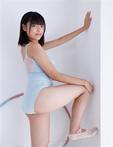 《婷婷综合亚洲爱久久-美巨乳爱奴》