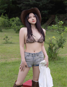《麦兜响当当 下载-老师的丰满大乳奶水在线观看》